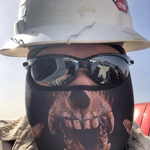 Meet your Posher, Cesar